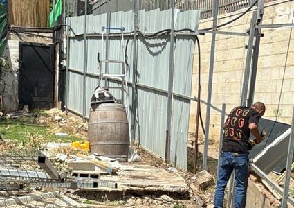 الاحتلال يجبر مقدسيا على هدم منزله في سلوان