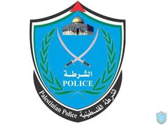 محافظ أريحا يكرّم شرطيين أنقذا حياة طفل