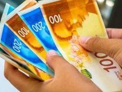 سلطة النقد: عدم تجاوز خصم 25% لمن تقل رواتبهم المحولة عن 95%