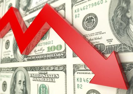 الدولار ينخفض إلى أدنى مستوياته في أسبوع