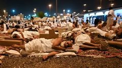 "مزدلفة" تُكمل جاهزيتها لاستقبال الحجاج بعد نفرتهم من عرفات