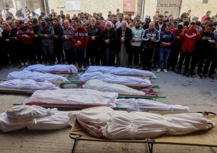 ارتفاع حصيلة الشهداء في قطاع غزة إلى 72,819