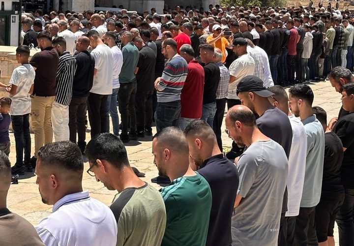 في ثالث أيام الأضحى.. عشرات الآلاف يؤدون صلاة الجمعة في المسجد الأقصى المبارك