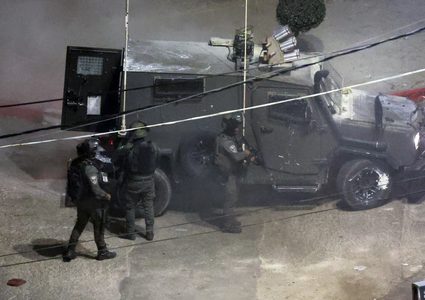 قوات الاحتلال تقتحم عدة مناطق في رام الله والبيرة وتندلع مواجهات في عبوين