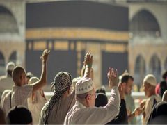 اكتمال مناسك الحج.. ضيوف الرحمن يؤدون طواف الوداع