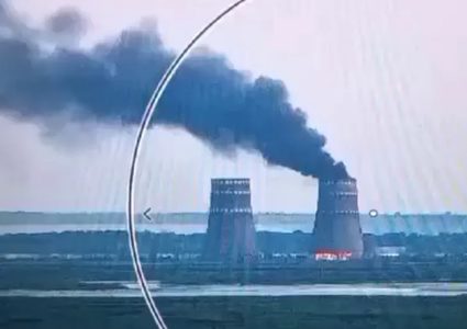 قصف متبادل بين روسيا وأوكرانيا واتهامات لكييف باستهداف محطة زاباروجيا النووية