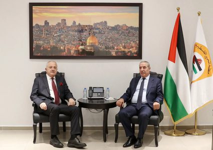 الشيخ يبحث مع ممثل روسيا الاتحادية آخر المستجدات السياسية