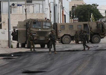 إصابة شاب واعتقاله خلال اقتحام قوة خاصة إسرائيلية لبلدة الظاهرية