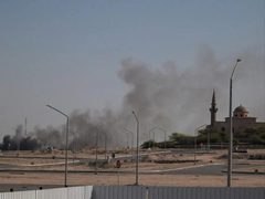الحرس الثوري يستهدف قاعدة أمريكية