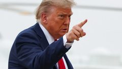 ترامب يطالب السياسيين الأميركيين بعدم التدخل في سياساته تجاه إيران