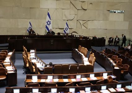 الكنيست يقرّ مشروع حلّ نفسه بالقراءة الأولى تمهيدًا لانتخابات مبكرة