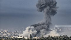 إصابة 10 مواطنين في قصف للاحتلال على مخيم الشاطئ