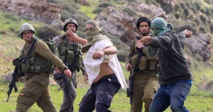 مستوطنون يهاجمون مزارع دواجن في قصرة جنوب نابلس