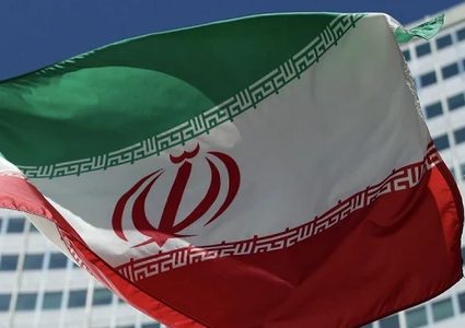 إيران: لسنا من قصف مطار الكويت والدمار سببه صاروخ باتريوت أمريكي
