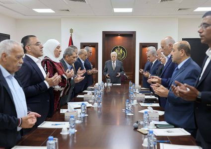 اللجنة المركزية لحركة فتح تنتخب حسين الشيخ نائباً لرئيس الحركة