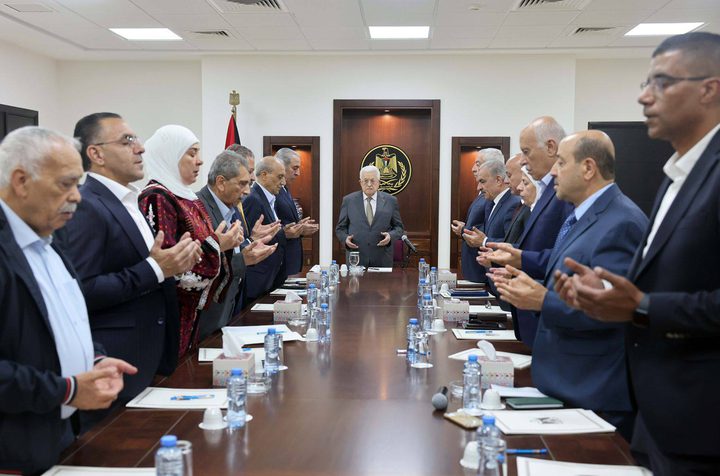 اللجنة المركزية لحركة فتح تنتخب حسين الشيخ نائباً لرئيس الحركة