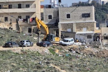 الاحتلال يسلم إخطارات بهدم عدد من المحلات التجارية شمال غرب نابلس