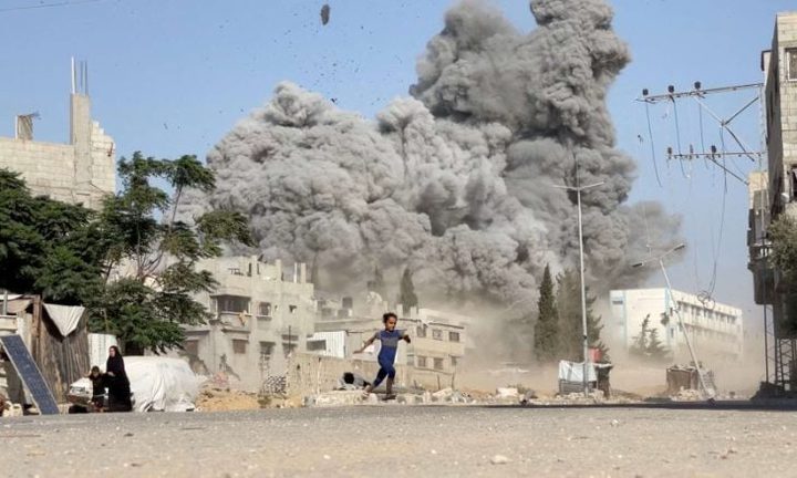 في يوم البيئة العالمي: العدوان على غزة خلّف 33.2 مليون طن من الانبعاثات الكربون