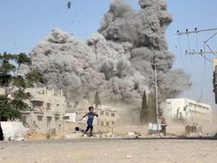 في يوم البيئة العالمي: العدوان على غزة خلّف 33.2 مليون طن من الانبعاثات الكربون