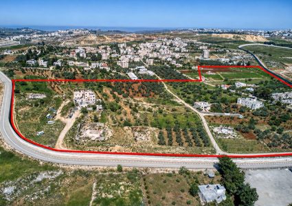 محافظة القدس تحذر من مشروع استيطاي ضخم لمعالجة النفايات على أراضي قرية قلنديا