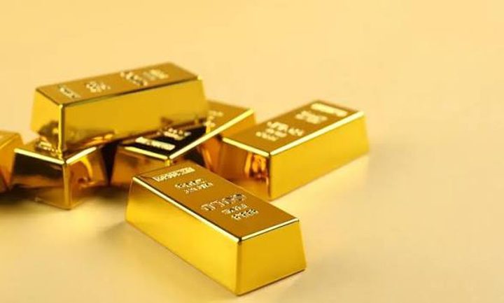 الذهب ينخفض ويتجه لتكبد خسارة أسبوعية