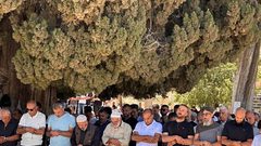 60 ألف مصل يأدون صلاة الجمعة في المسجد الأقصى المبارك