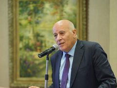 الرجوب يؤكد أهمية دعم جهود بلدية الخليل لتطوير خدماتها وتعزيز صمود المواطنين