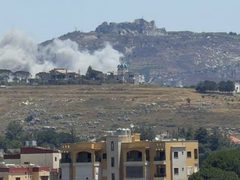مشاهد من العدوان الإسرائيلي على عدة مناطق وبلدات في جنوب لبنان.