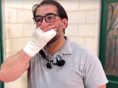 والد الرضيع سام أبو هيكل يروي لحظات إطلاق النار: "كنت على بعد 10 أمتار فقط"