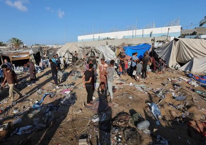 7 شهداء بينهم سيدتان في قصف للاحتلال على خيمة نازحين غرب غزة (محدث)