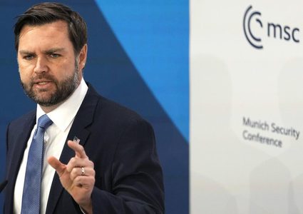 مسؤولون إسرائيليون يتهمون نائب الرئيس الأمريكي بتسريب خطة لإسقاط النظام الإيراني