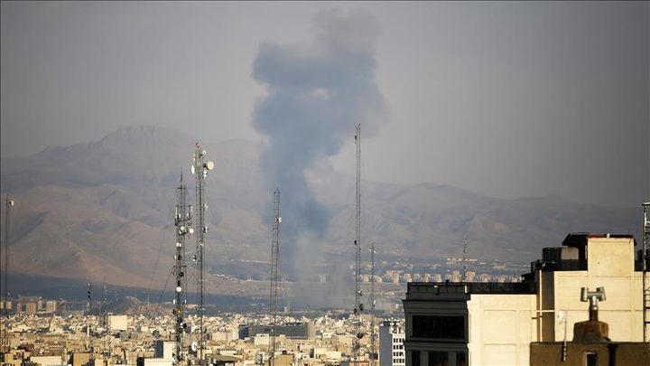 جيش الاحتلال يعلن قصف أهداف عسكرية ومجمعًا للبتروكيماويات في إيران