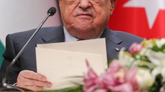 الرئيس يتسلم التقرير السنوي لصندوق الاستثمار الفلسطيني لعام 2025