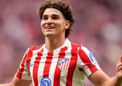 رسميا| ريال مدريد يقدم عرضا بـ150 مليون يورو لضم ألفاريز وأتلتيكو يرفضه