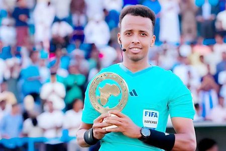 واشنطن تمنع حكماً صومالياً بارزاً من دخول أراضيها للمشاركة في كأس العالم 2026