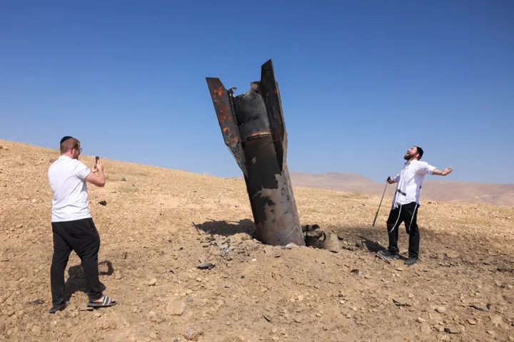 بين الفيتو الأميركي ومعادلة طهران الجديدة.. ماذا كشفت الصحافة العبرية؟