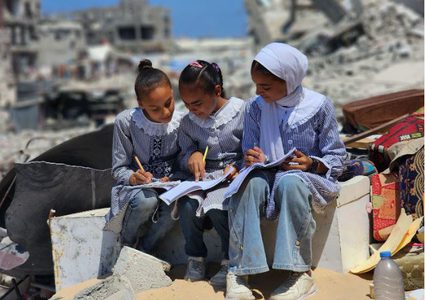 التربية: أكثر من 21 ألف شهيد من الطلبة والمعلمين منذ السابع من تشرين الأول 2023