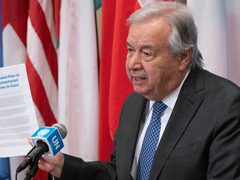 غوتيريش يؤكد ضرورة فتح معابر غزة فورا ودخول المساعدات الإنسانية دون عوائق