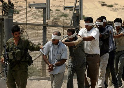 الاحتلال يعتقل 10 مواطنين من حوسان غرب بيت لحم