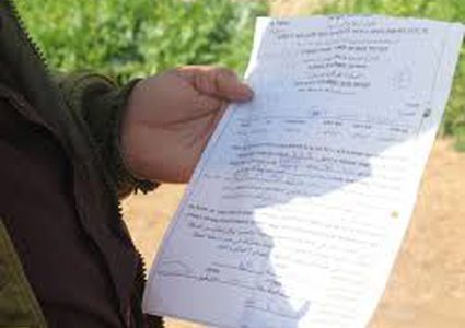 الاحتلال يمارس التطهير العرقي في قرية "بيرين" ويهدد بهدم 12 منزلاً