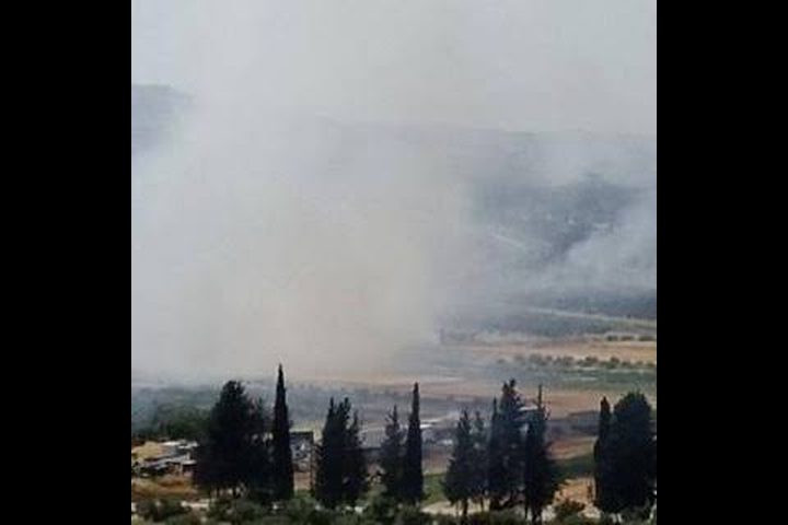 مستوطنون يضرمون النيران في أراضي في أودلا جنوب نابلس