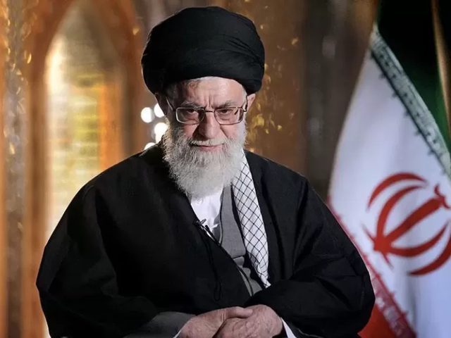 إيران تعلن تفاصيل ومواعيد مراسم تشييع ودفن علي خامنئي