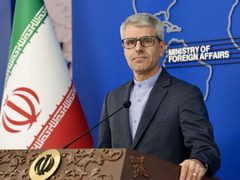 إيران تنفي "الموعد الباكستاني" وتؤكد: توقيع الاتفاق ليس غداً