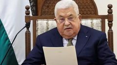 الرئيس عباس يتسلم التقرير السنوي لصندوق الاستثمار الفلسطيني لعام 2025