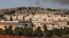 محافظة القدس: مخطط الاحتلال لإقامة مجمع تعليمي بكفر عقب هدفه تقويض الأونروا