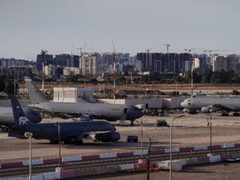 الاحتلال: الجيش الأمريكي يجلي طائراته الحربية من مطار "بن غوريون"