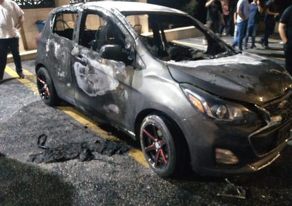 مستوطنون يحطمون مركبتين بين اللبن الشرقية وسلفيت