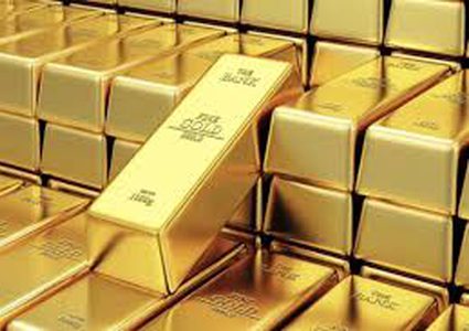 الذهب يهبط 2.4% ويتجه لثالث خسارة أسبوعية