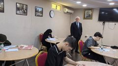القنصل العام يتفقد سير امتحانات الثانوية العامة لطلبة غزة في جدة