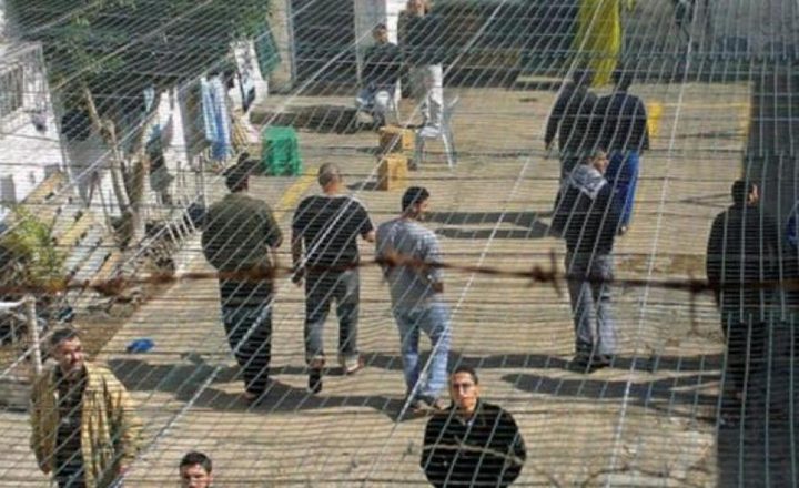 65 طالبا معتقلا في سجون الاحتلال يُحرمون من تقديم امتحانات الثانوية العامة